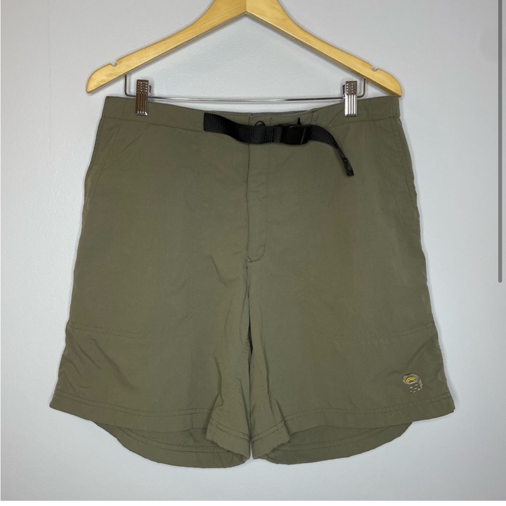 Mountain Hardwear Hiking Outdoor Shorts